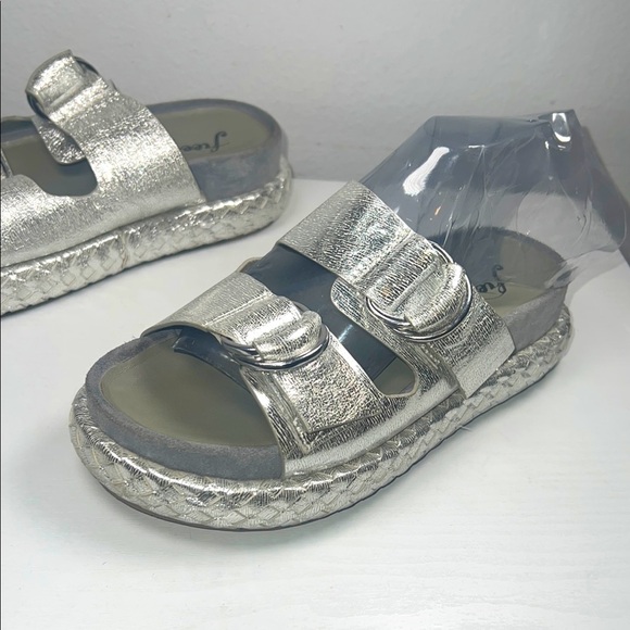 Free People Shoes - FREE PEOPLE Silver Panama Leather Platform Sandal Sz. 36